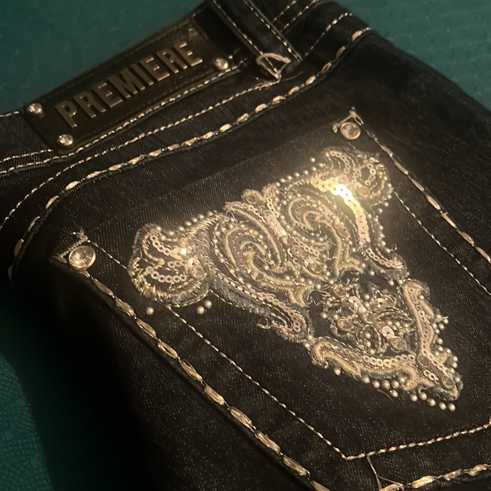 Womens blue jeans
